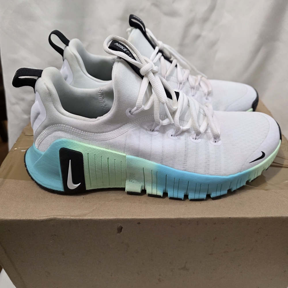 Nike Free Metcon Tennis Shoes - White/Glacier Blue/Dusty Cactus Women's Size 9
